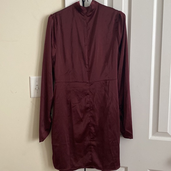 Fashion Nova Woman’s Dress - Picture 4 of 5